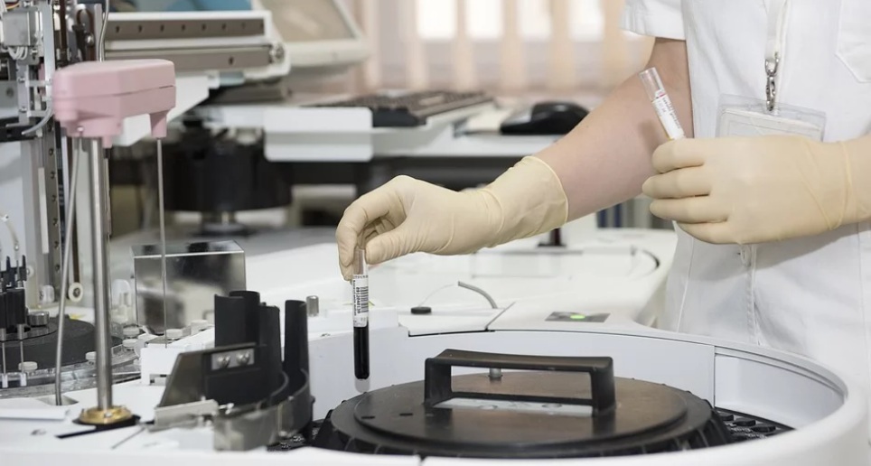 Los casos de coronavirus que fueron descartados en Chile: dos personas permanecen en observación