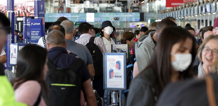 ¿Puedo cancelar un viaje a un país con brote de coronavirus? Aerolíneas y agencias responden