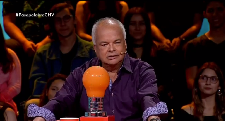 Álvaro Salas sorprendió tras adivinar canción con breve pista en 