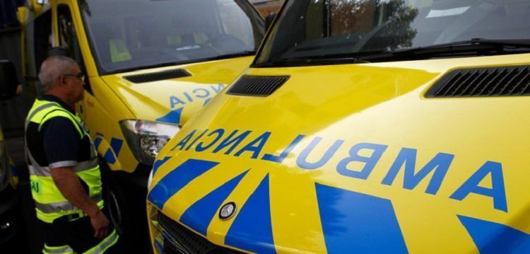 Se robó una ambulancia, estuvo prófugo 5 meses y fue arrestado... tras volcar frente a comisaría