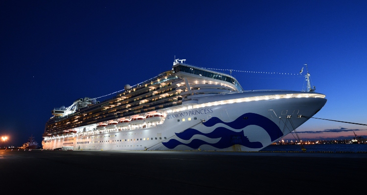 Pareja chilena relata cómo han vivido al interior de crucero en cuarentena por coronavirus