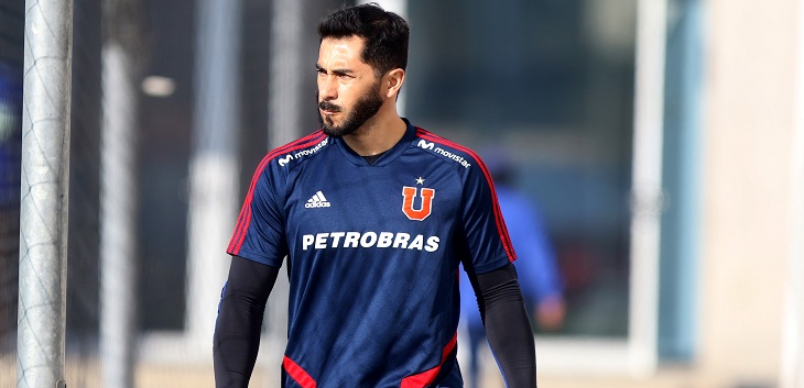 Johnny Herrera es acusado de chocar a mujer en Reñaca y haber huido del lugar: arquero se defendió