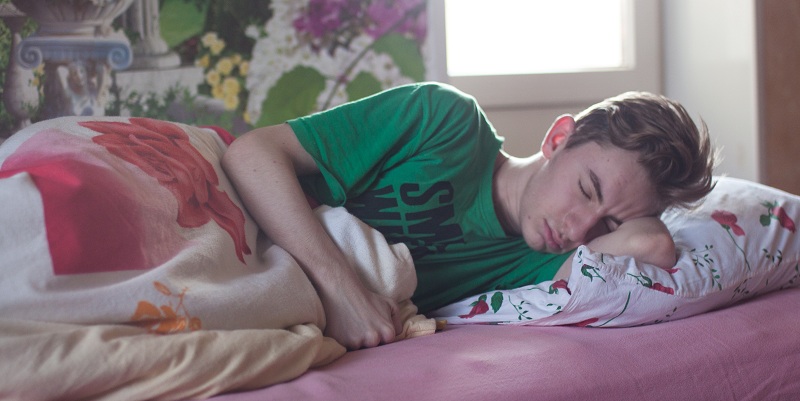 ¿Volviendo a trabajar después de vacaciones? 8 tips para retomar la rutina a la hora de dormir