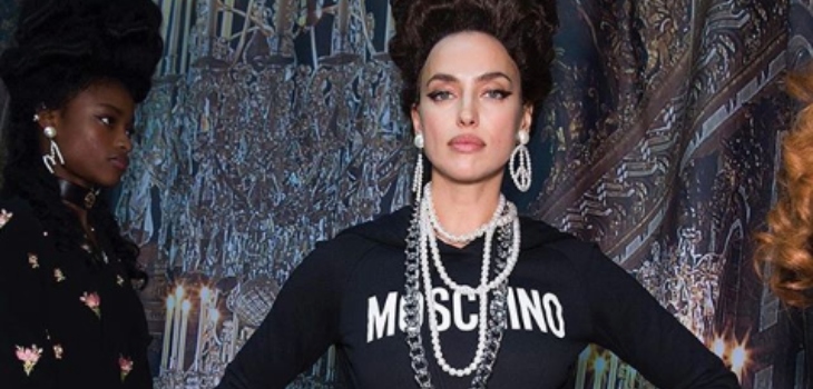 Nueva colección de Moschino está inspirada en las protestas de Chile: “Todo lo que puedo hacer es ofrecer un respiro
