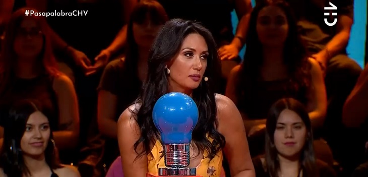 El 'palo' de Pamela Díaz a Chilevisión tras broma de Julián Elfenbein por sus visitas a Pasapalabra