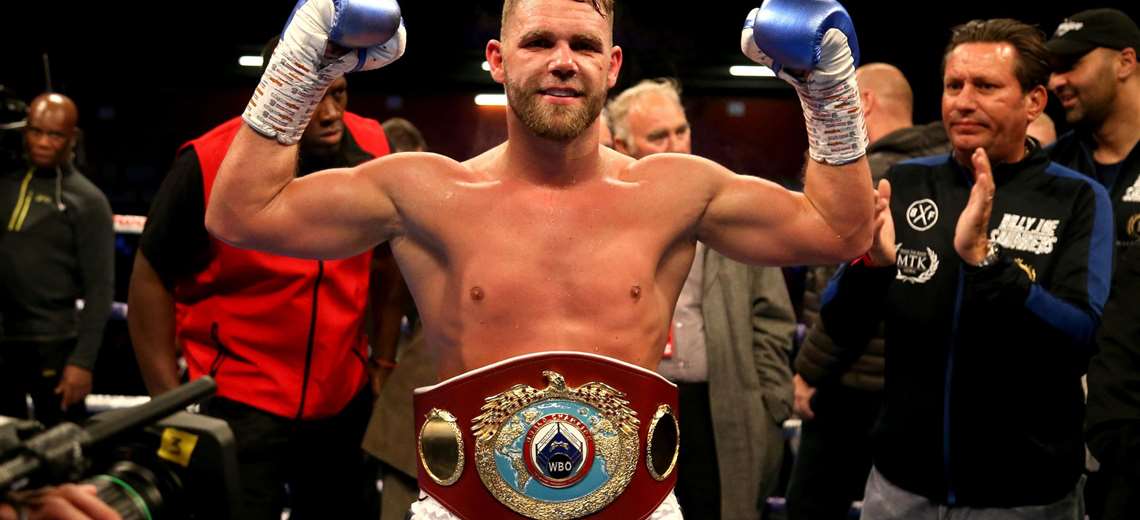 Campeón mundial de boxeo es suspendido tras indignante video dónde enseño cómo golpear a una mujer