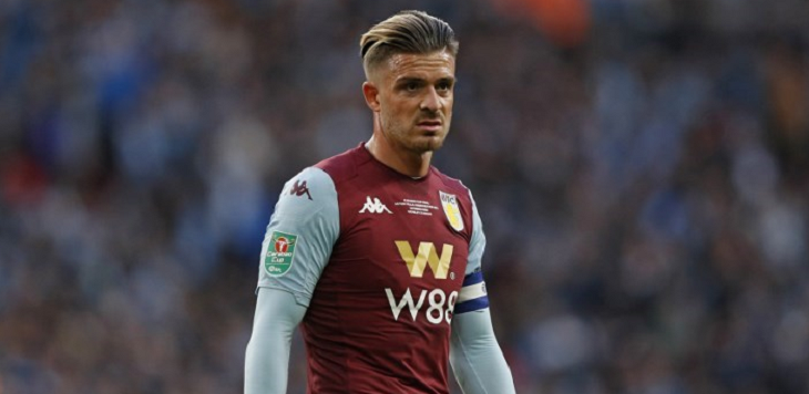 Capitán de Aston Villa chocó por manejar con pantuflas tras violar la cuarentena: iba a una fiesta