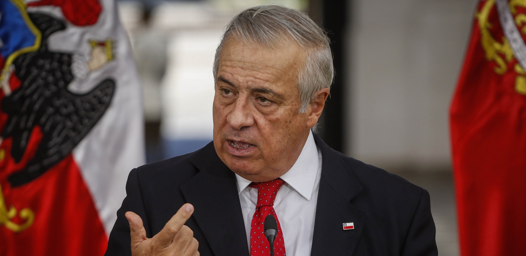 Ministro Mañalich informó que número de contagiados por coronavirus aumentó a 201