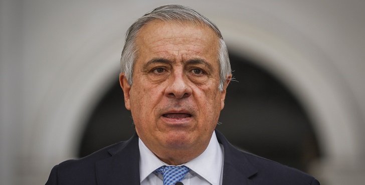 Mañalich anunció vigilancia militar en la región Metropolitana por no cumplimiento de cuarentena