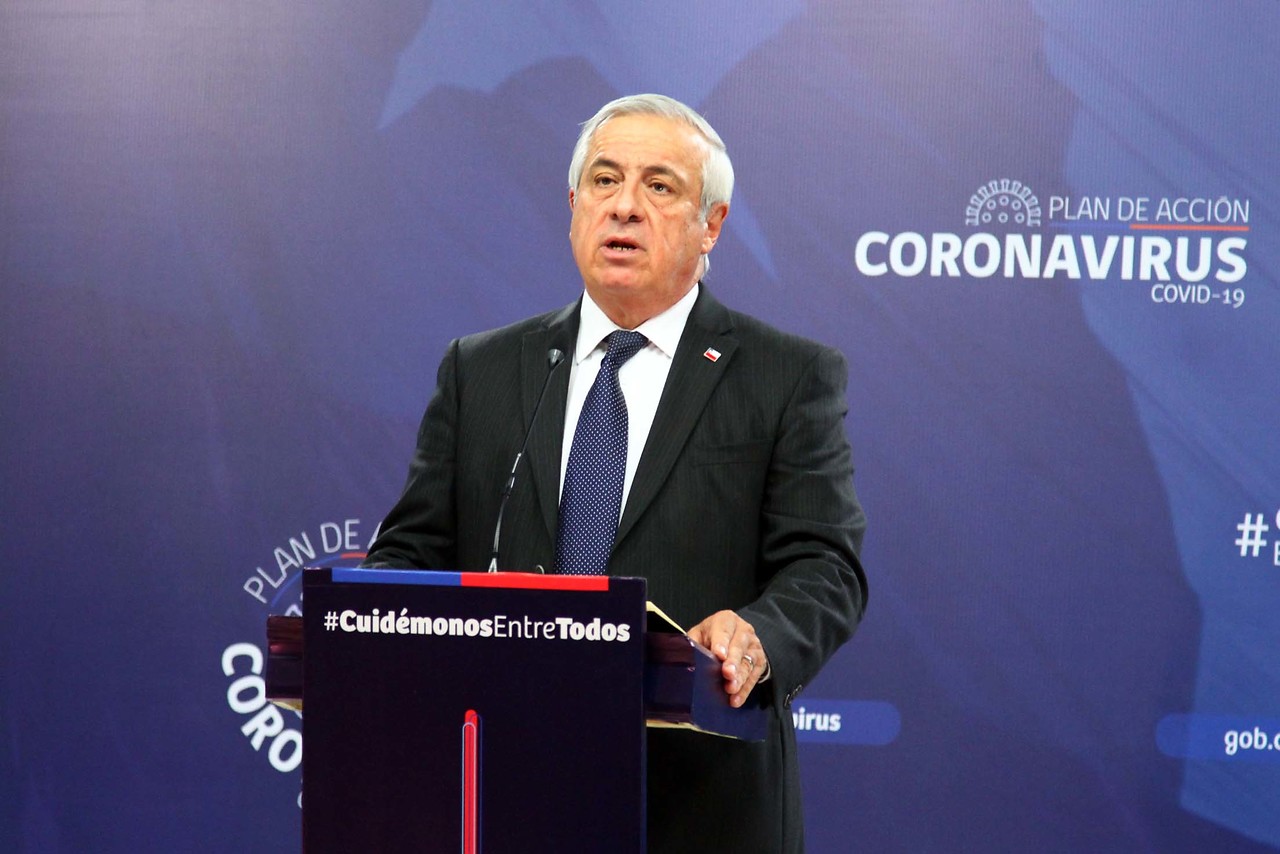 COVID-19 en Chile: Ministerio de Salud reporta 1142 contagiados y un tercer fallecido