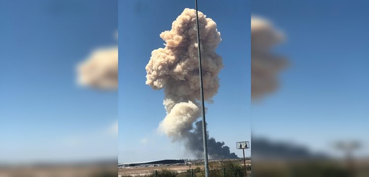 Explosión en Pudahuel genera incendio y columna de humo de grandes proporciones