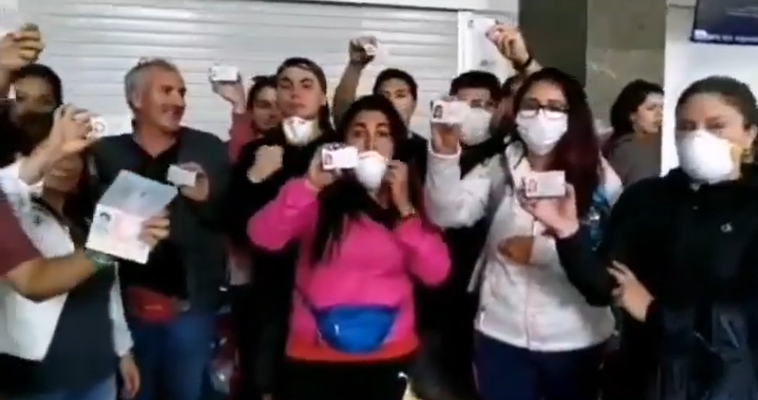 La difícil situación que viven chilenos en Perú por Estado de Emergencia: Gobierno entregó solución