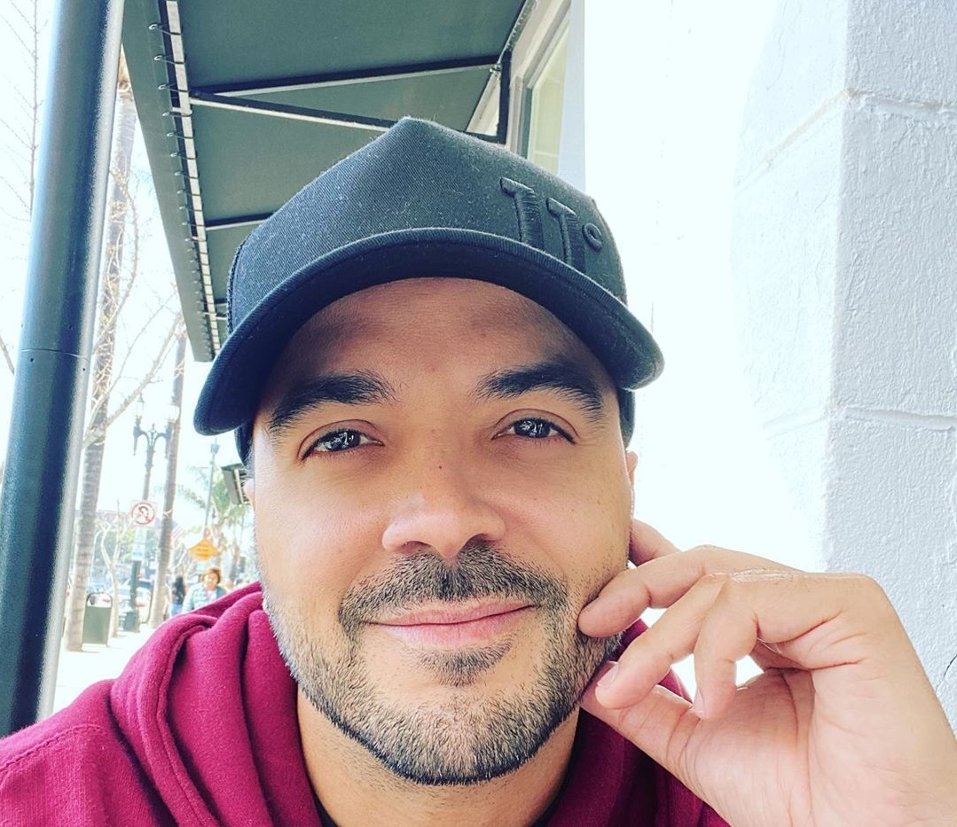 Luis Fonsi compartió tierno registro de su hija cantando: 