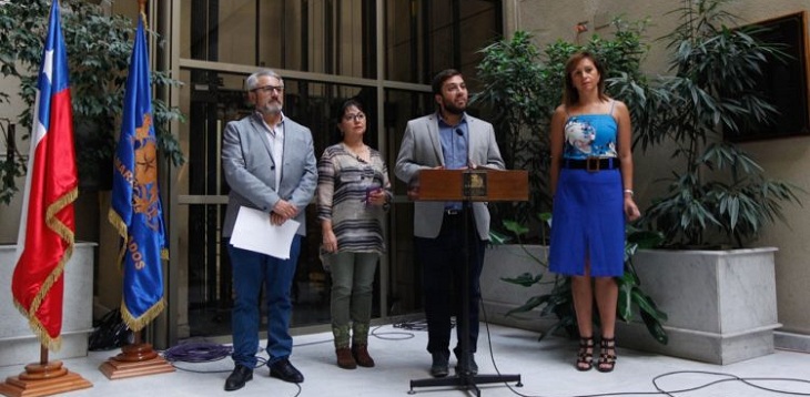 Diputados buscan prohibir a AFP traspasar pérdidas a cotizantes y permitir retirar 10% de los fondos