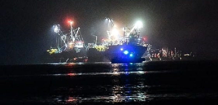 Seis tripulantes fallecieron tras colisión de embarcaciones en bahía de Corral