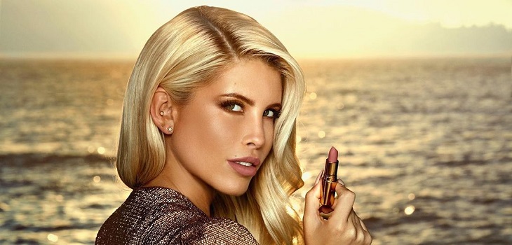 Coté López lanzó su propio labial y desmintió retoque estético tras comentarios de seguidores