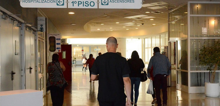 Una veintena de personas mintió sobre síntomas de Covid-19 para tener atención rápida en Los Ángeles