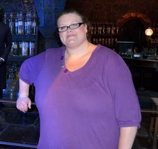 Mujer decidió hacer cambio en su vida tras accidente en montaña rusa