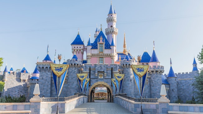 Parque Disneyland en California anuncia cierre preventivo de sus puertas por coronavirus