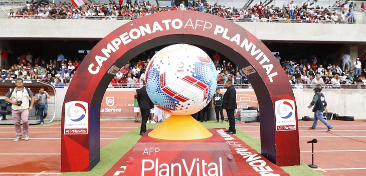 Autoridades de salud piden a la ANFP que partidos del torneo se jueguen sin público por coronavirus