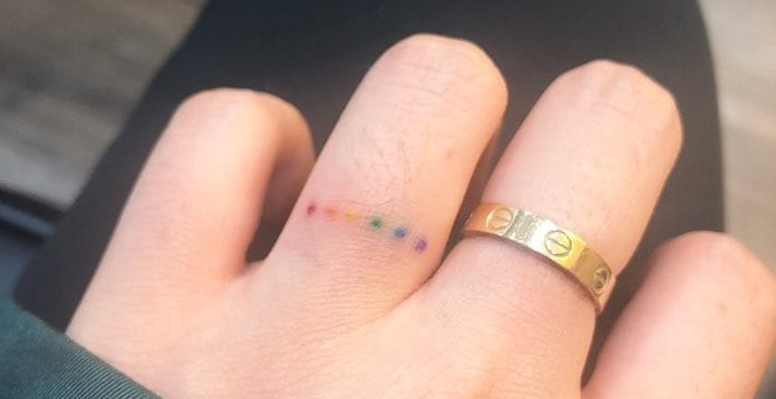 Tatuajes en los dedos: los diseños que son tendencia y que suman cada vez más adeptos