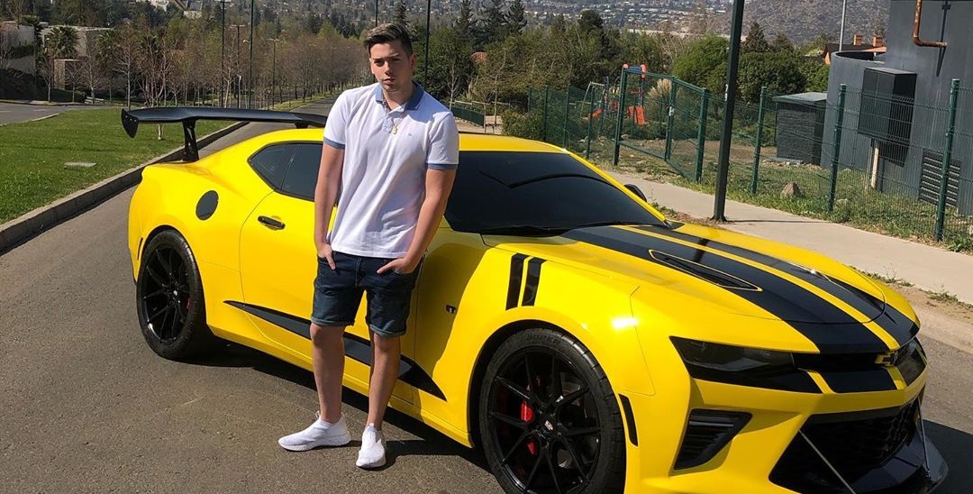 Carabineros cursó infracciones por carrera clandestina organizada por club de autos de Nano Calderón