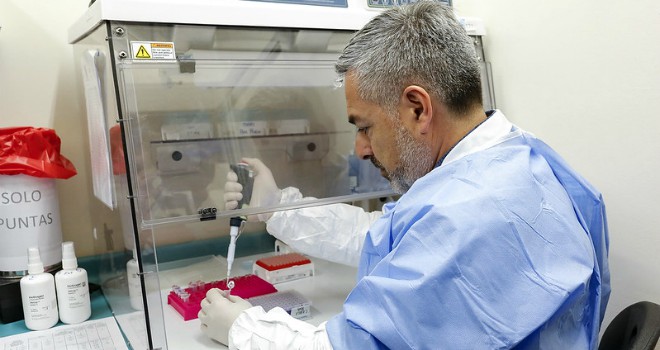 Minsal anuncia aumento de casos de coronavirus en Chile: hay 17 contagiados