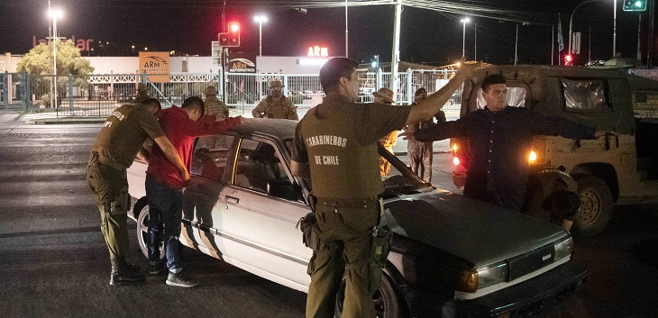 146 personas fueron detenidas al no respetar primera noche de toque de queda por pandemia