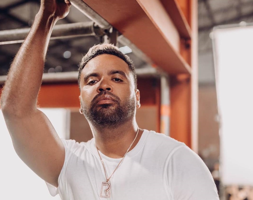 Preocupación por estado de salud de Zion: piden oraciones con imagen que lo muestra hospitalizado