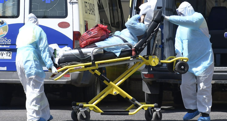 51% de los casos por coronavirus en Chile tiene nexo de contagio desconocido o está en investigación