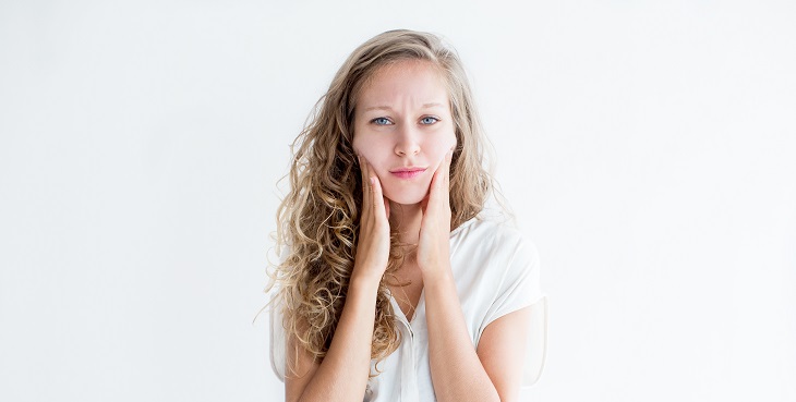 ¿Mi piel está seca o deshidratada? Dermatólogos entregaron principales diferencias