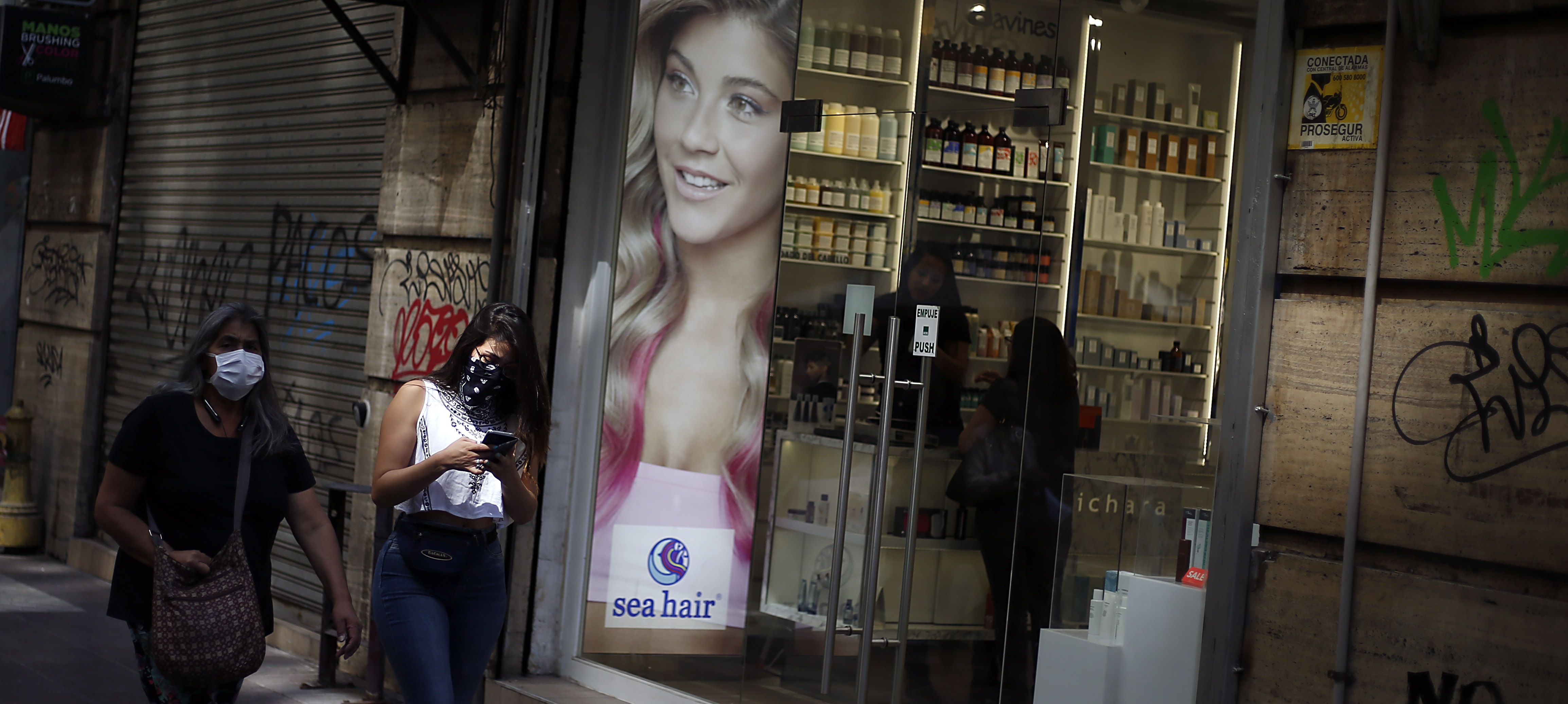 Gobierno anunció que malls, bares y otros centros comerciales se mantendrán cerrados en todo Chile