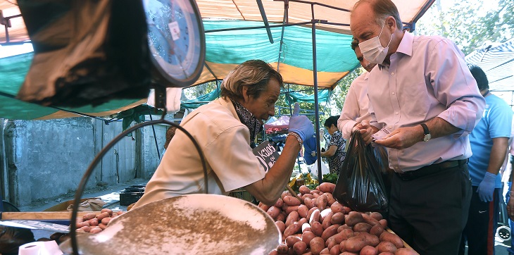 Ferias libres seguirán funcionando durante cuarentenas gracias a salvoconducto universal