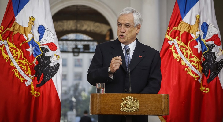 Sebastián Piñera promulga ley de protección al empleo en medio de pandemia de COVID-19