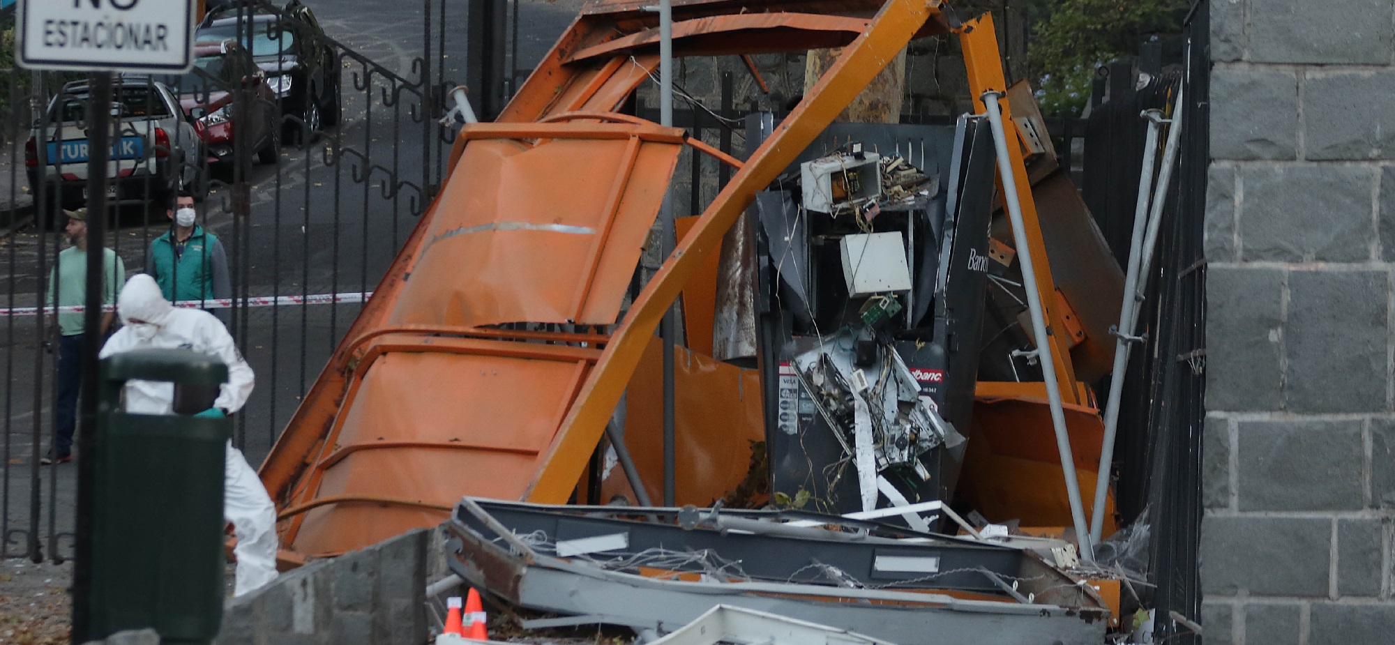 Gran explosión alertó a vecinos de diversas comunas de Santiago: fue robo de cajero automático