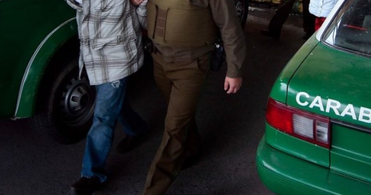 Gobierno se querella contra acusado de hacer 