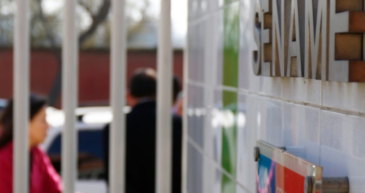 Confirman primer caso de COVID-19 en menor de un centro del Sename en Santiago