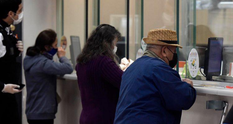 Químico-Farmacéuticos tachan de 