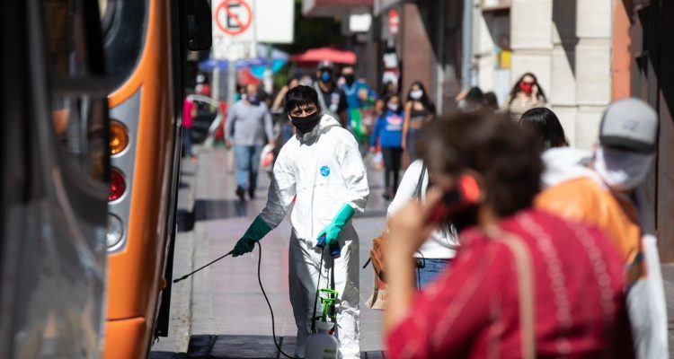 Casos se han triplicado en 8 días: Minsal investiga origen del alza de contagios en Atacama