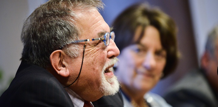 Premio Nacional de Periodismo estremeció con su decisión sobre ser conectado a respirador artificial