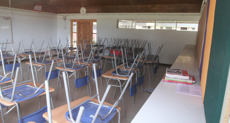 Mineduc evalúa escenarios: entre junio y agosto fluctúa plazo para reiniciar clases presenciales