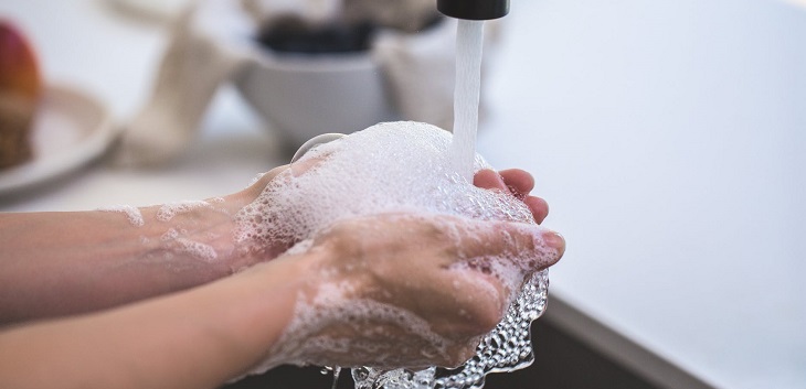 Estudio pronostica fechas para el fin del COVID-19 en Chile y el mundo: 