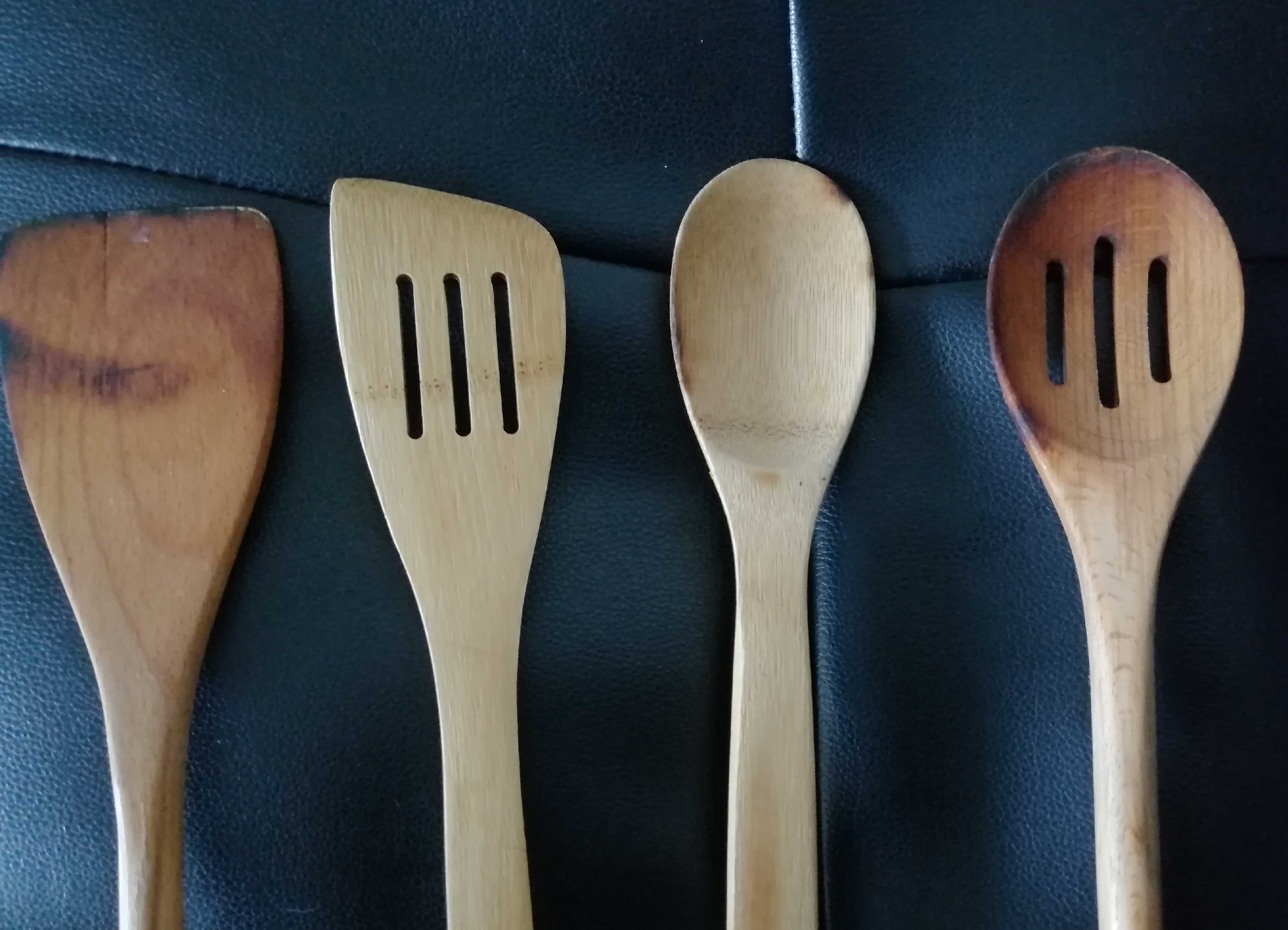 Chef explica cómo aumentar durabilidad de cucharas de palo y por qué deberías preferir otro material