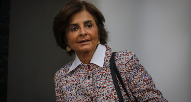 Subsecretaria Daza ordenó dar de baja último informe COVID-19 por errores de Minsal