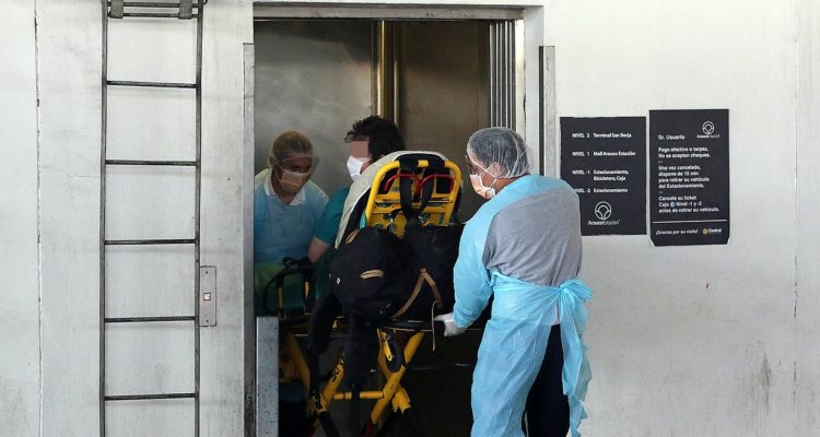 Funcionario de Aduanas en Osorno muere por COVID-19: esposa, nuera e hijo también están contagiados