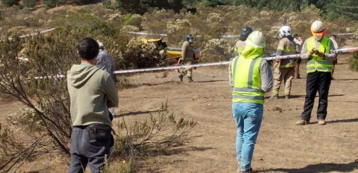 Helicóptero cae mientras combatía incendio en región del Maule: piloto falleció en el lugar