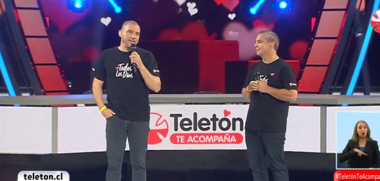 Julián Elfenbein explicó el significado de las pulseras que están usando en Teletón