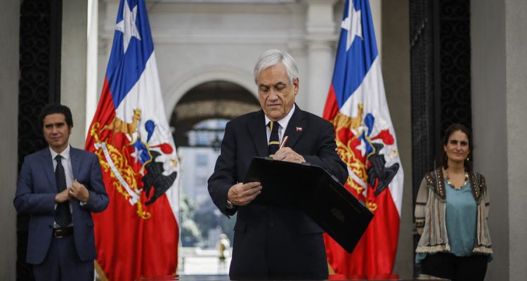 Piñera se abre a que reos con enfermedades puedan 