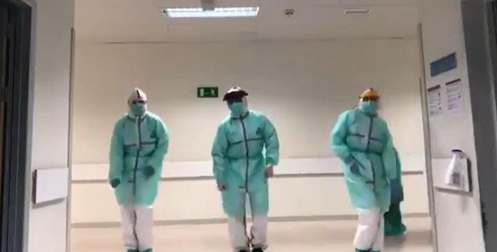 Funcionarios de salud sacaron sonrisas en medio de la pandemia: se grabaron bailando Single Ladies