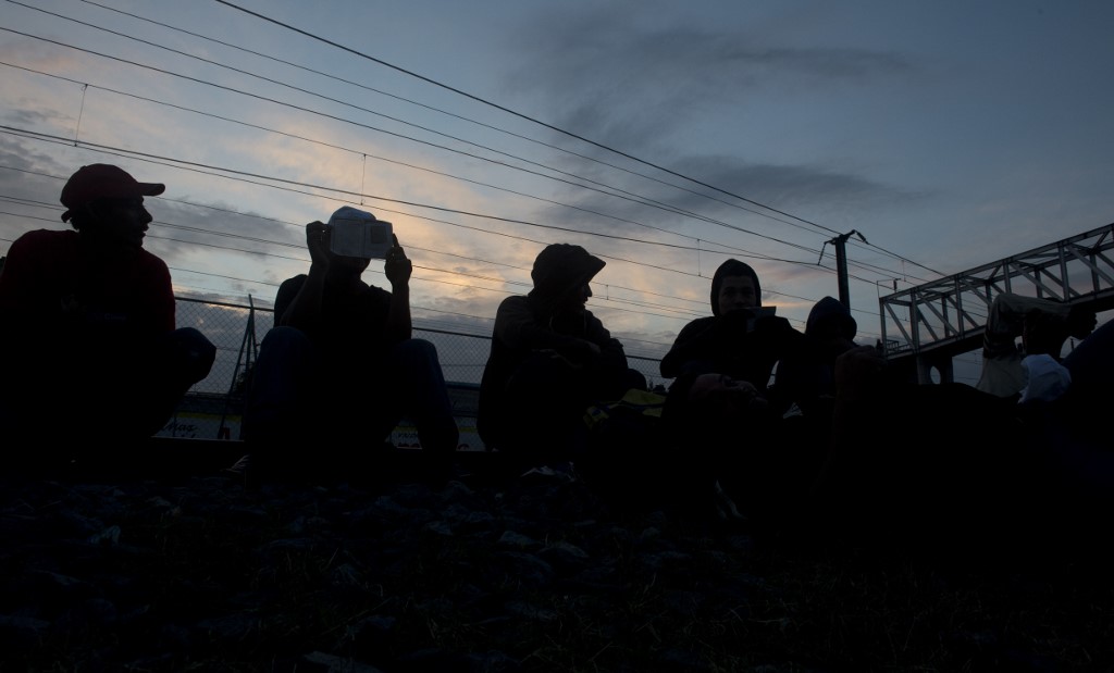 Tres venezolanos que volvían a su país a pie murieron arrollados en carretera: escapaban de COVID-19